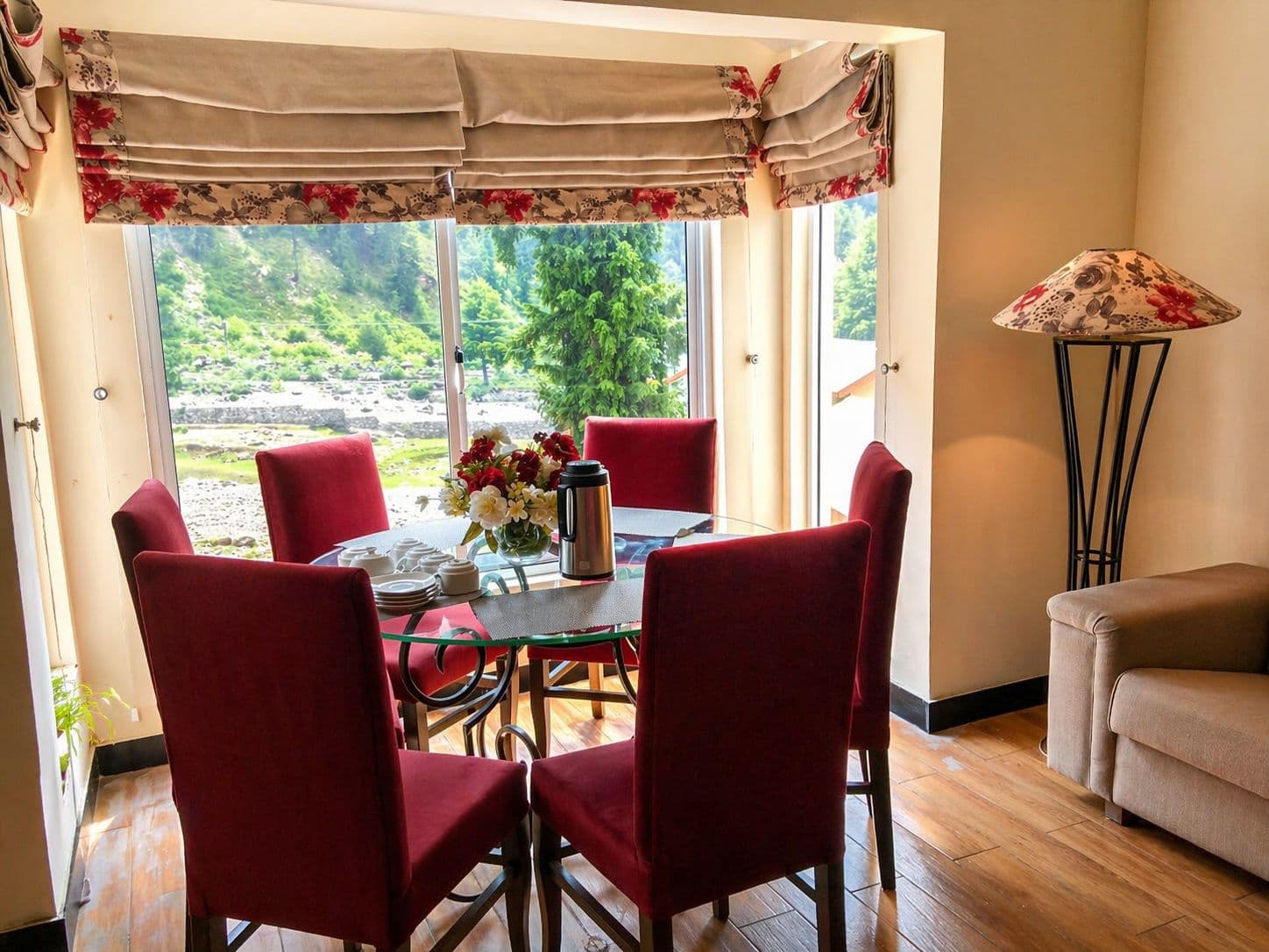 Premier King with Valley View